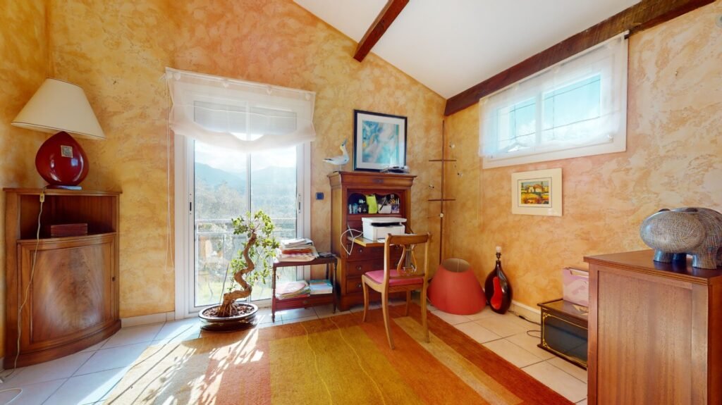 Maison 4 pièces et studio indépendant à Bastelicaccia diapo 9