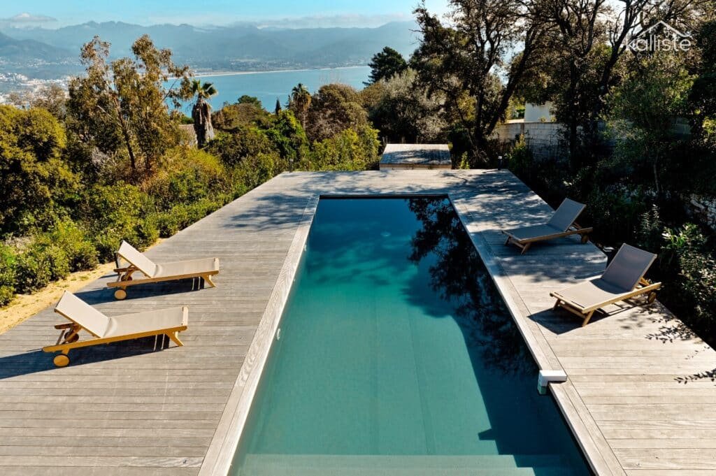 Villa de prestige 280m² avec piscine et vue mer photo 2