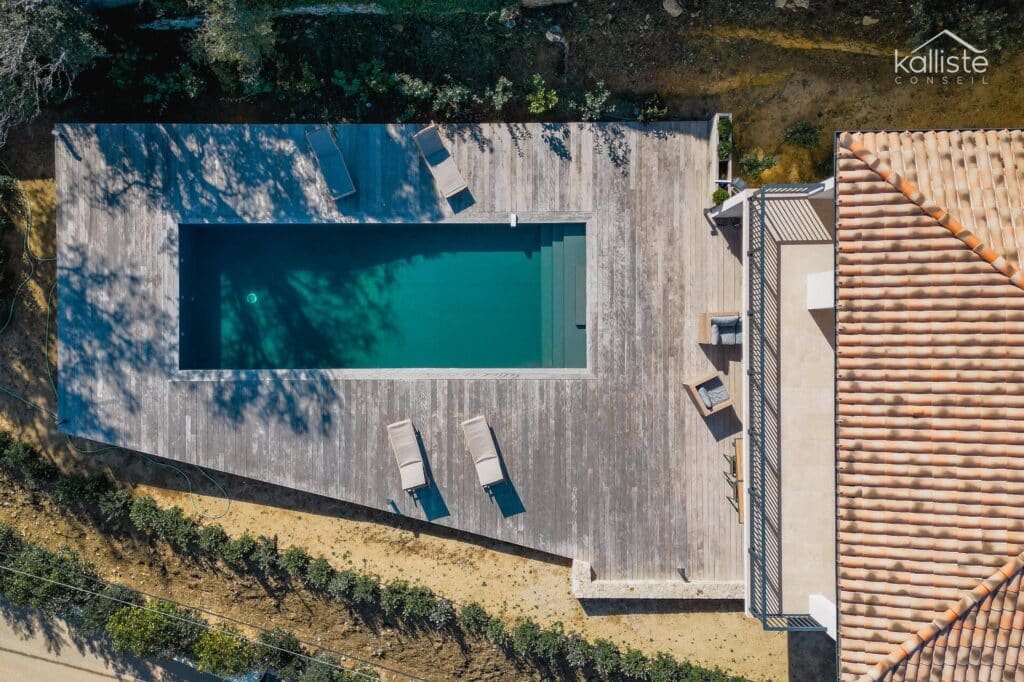 Villa de prestige 280m² avec piscine et vue mer