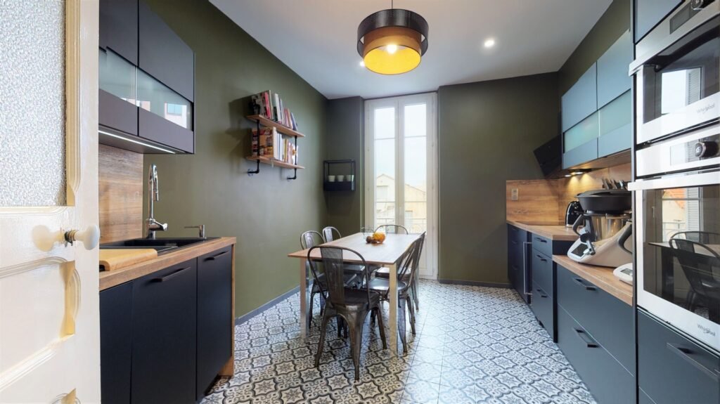 Appartement 4 pièces de 125m² Ajaccio Scamaroni diapo 3