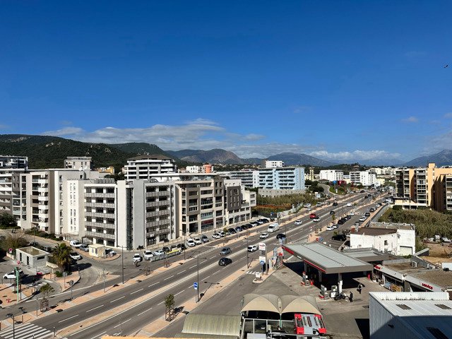 Appartement 3 pièces avec terrasses Ajaccio Rocade diapo 9