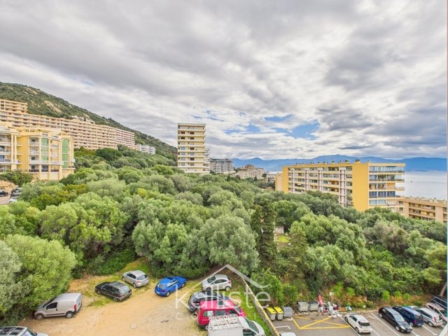 Appartement 1 pièce avec loggia  – Ajaccio diapo 5