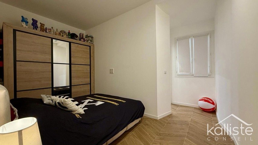 Appartement T3 rénové, quartier Tribunal à Ajaccio diapo 8