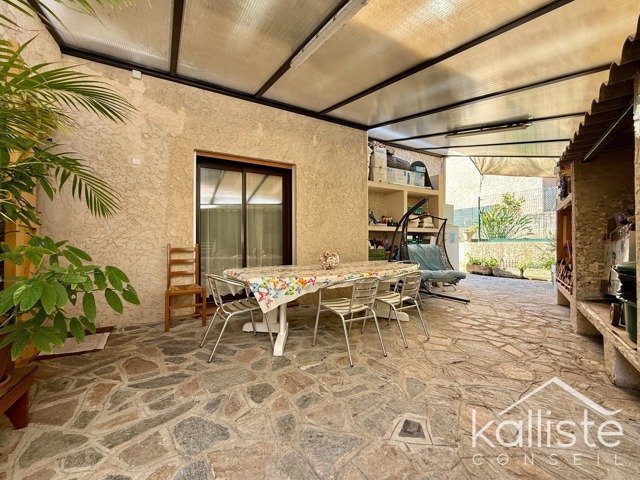 Maison familiale avec extérieur aménagé, Ajaccio secteur Milelli diapo 4