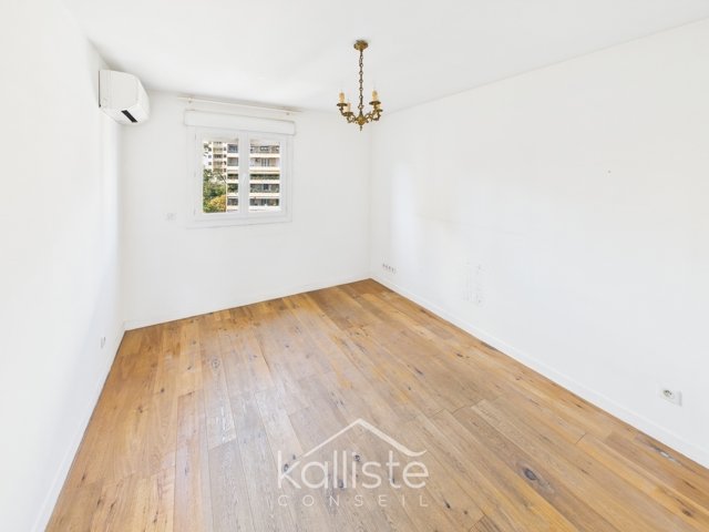 APPARTEMENT 4 pièces – Ajaccio résidence Brasilia quartier des Padules, route d’Alata. diapo 5