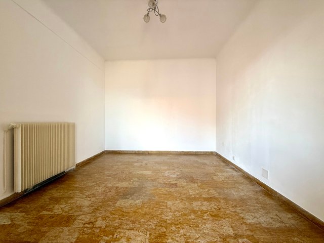 Appartement 4 pièces lumineux avec balcon et vue dégagée – Ajaccio diapo 8