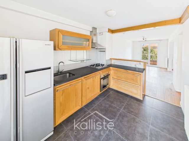 APPARTEMENT 4 pièces – Ajaccio résidence Brasilia quartier des Padules, route d’Alata. diapo 4