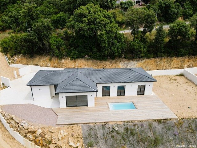 Villa 2024 de plain-pied – Tavaco (proche Ajaccio) diapo 3
