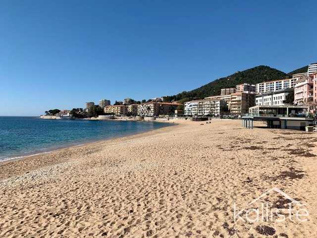 Appartement F4 à Ajaccio – Parc Berthault, proche plage diapo 10