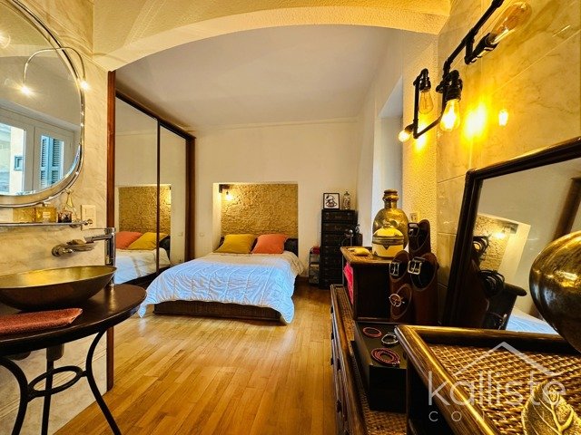 T2 en duplex à vendre – Vieille ville d’Ajaccio, cachet et confort diapo 10