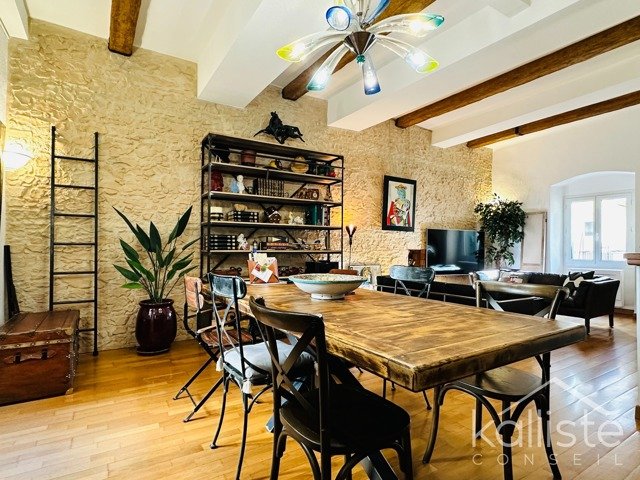 T2 en duplex à vendre – Vieille ville d’Ajaccio, cachet et confort diapo 5