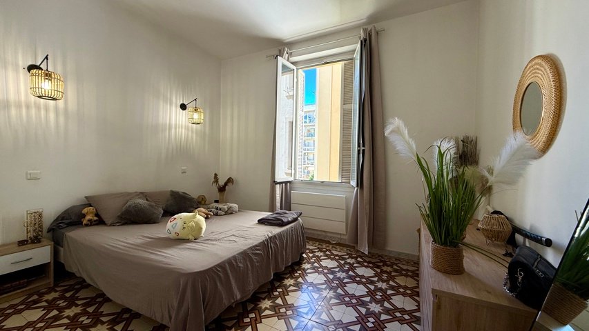 Ajaccio centre – F2 avec balcon, loué meublé, idéal investisseur diapo 5