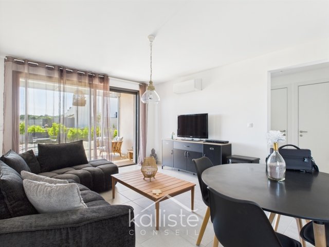 À vendre – T3 avec terrasse de 21 m² – Vue dégagée – Résidence Les Vallons du Fort – Grosseto-Prugna / Porticcio diapo 3
