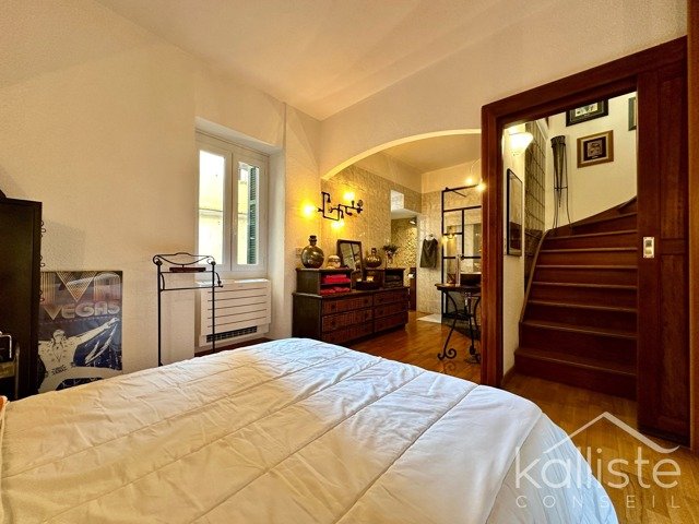 T2 en duplex à vendre – Vieille ville d’Ajaccio, cachet et confort diapo 9