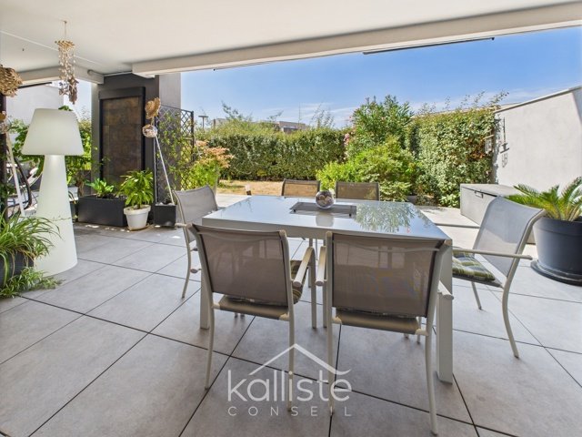 Rare – T3 moderne avec grands extérieurs et jardin à Ajaccio diapo 3