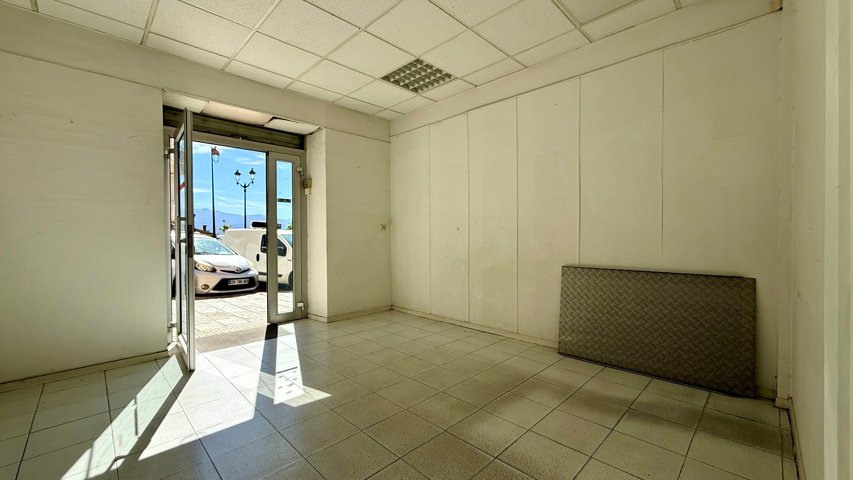 Vente exclusive – Droit au bail, Ajaccio Trottel photo 3