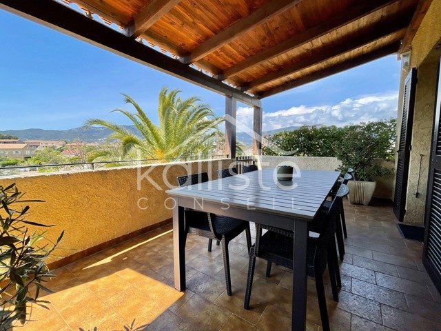 Maison 7 pièces de 203m2 avec piscine à Ajaccio photo 3