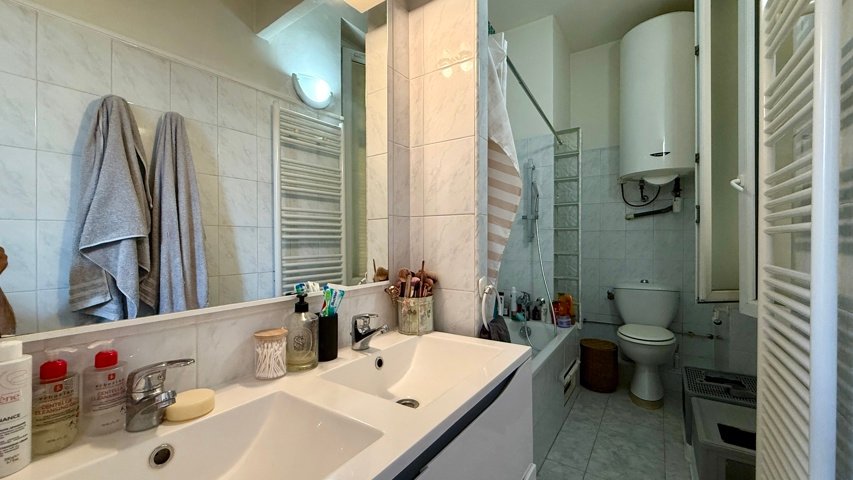 Ajaccio centre – F2 avec balcon, loué meublé, idéal investisseur diapo 7