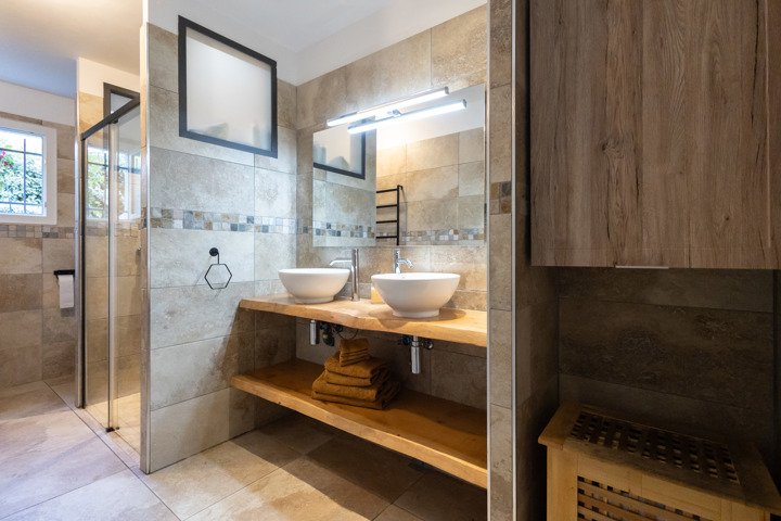 Rare à la vente – Maison contemporaine avec 3 duplex indépendants à PERI diapo 5