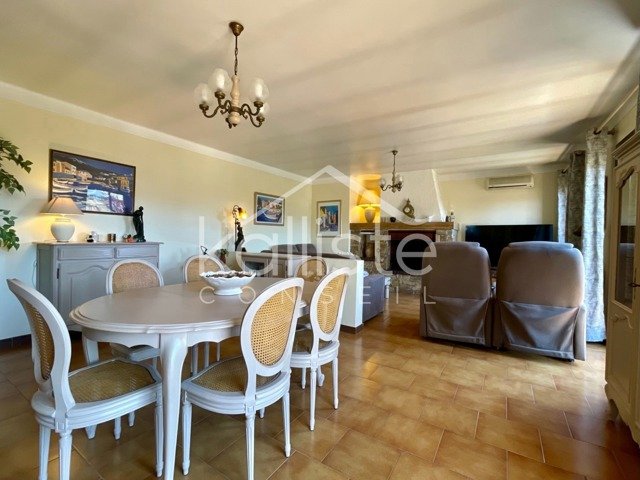 Maison 7 pièces de 203m2 avec piscine à Ajaccio diapo 6