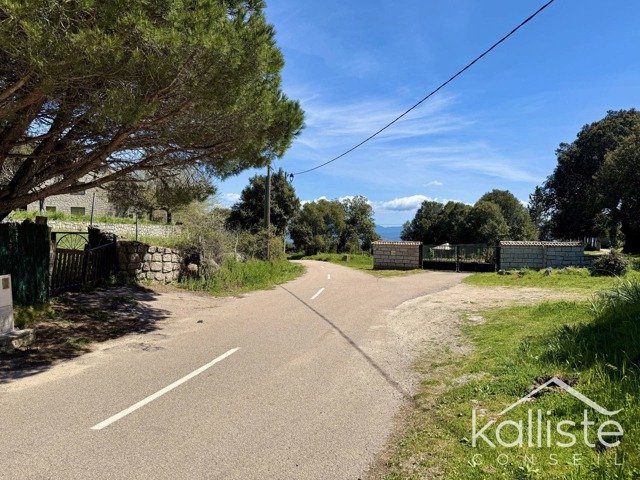 Terrain constructible de 2400 m² à Olmeto, lieu-dit Miluccia diapo 7