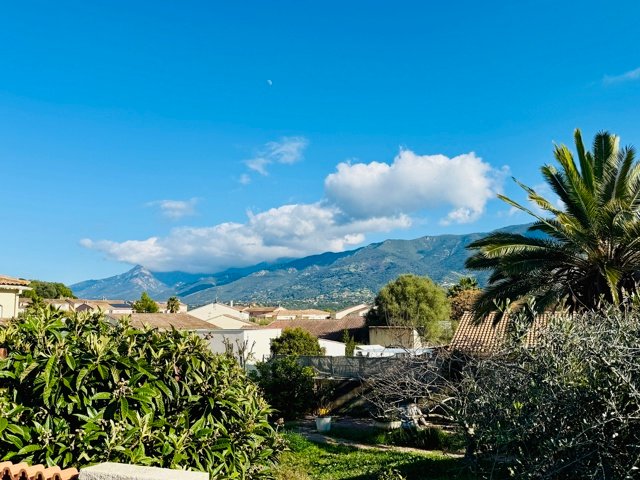 Maison familiale 5 chambres avec jardin et parking – Sarrola photo 2