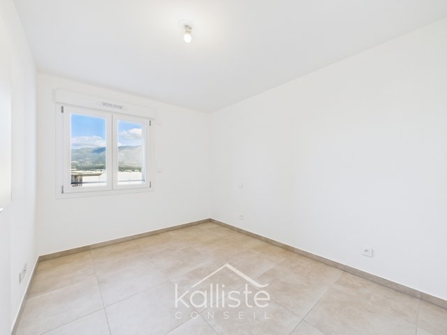 Appartement T2 avec garage – Baleone – 45.8m² diapo 3