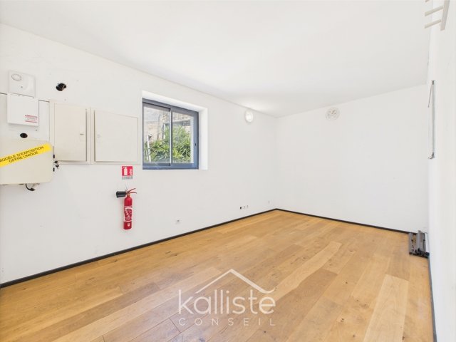 Local commercial Ajaccio diapo 7