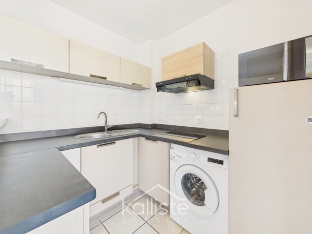 Studio meublé à Ajaccio Finosello diapo 3 Studio meublé à Ajaccio Finosello diapo 3