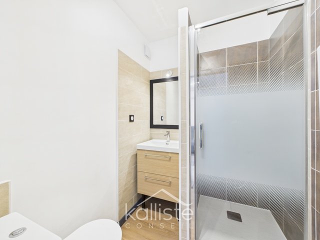 T2 meublé Bas de Villa AFA diapo 6