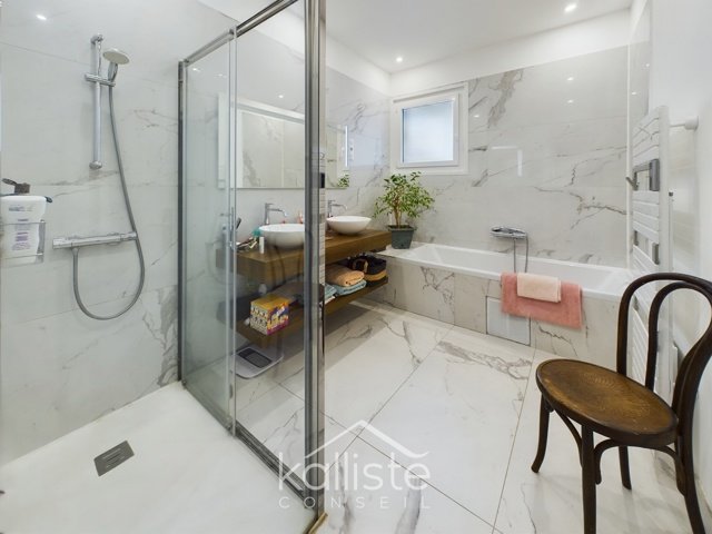 Appartement 4 pièces de 126m2 à Ajaccio Sanguinaires diapo 8