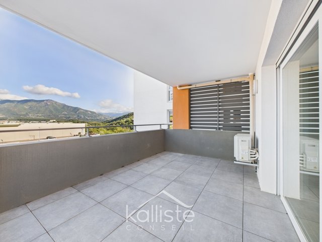 Appartement T2 avec garage – Baleone – 45.8m² diapo 6