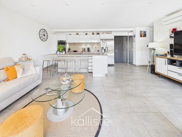 Rare – T3 moderne avec grands extérieurs et jardin à Ajaccio diapo 6