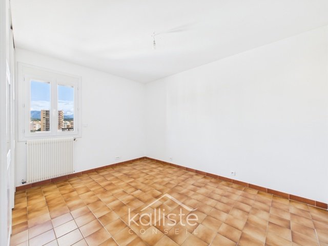 T4 traversant 110 m² avec terrasses et vue dégagée – Ajaccio Lyautey - photo 10