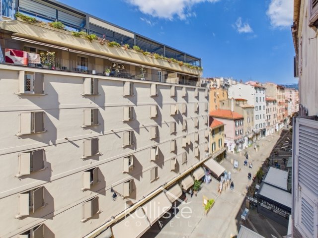 STUDIO avec coin nuit rue Fesch - photo 9