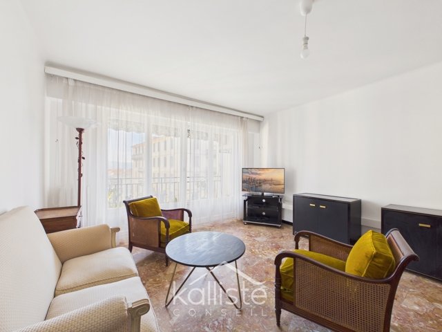 T3 Meublé – 6 Boulevard Fred Scamaroni photo 3