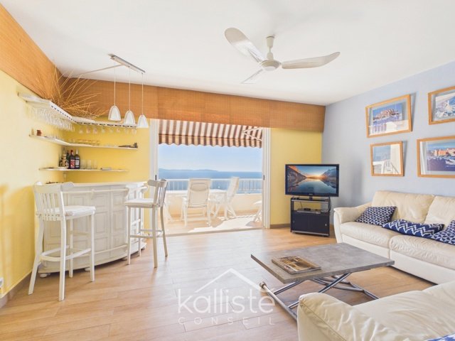 T3 avec terrasse, vue mer et Îles Sanguinaires – Ajaccio photo 3