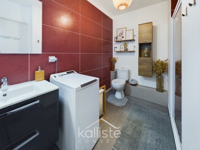 Appartement F2 et sa spacieuse terrasse – Ajaccio Rocade - photo 10