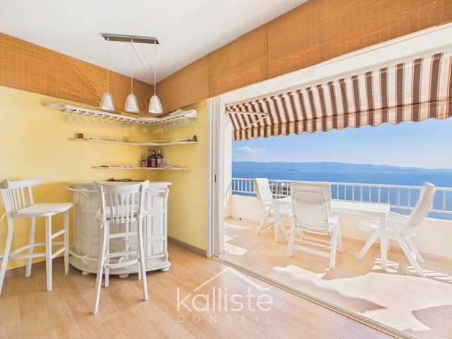 T3 avec terrasse, vue mer et Îles Sanguinaires – Ajaccio - photo 4