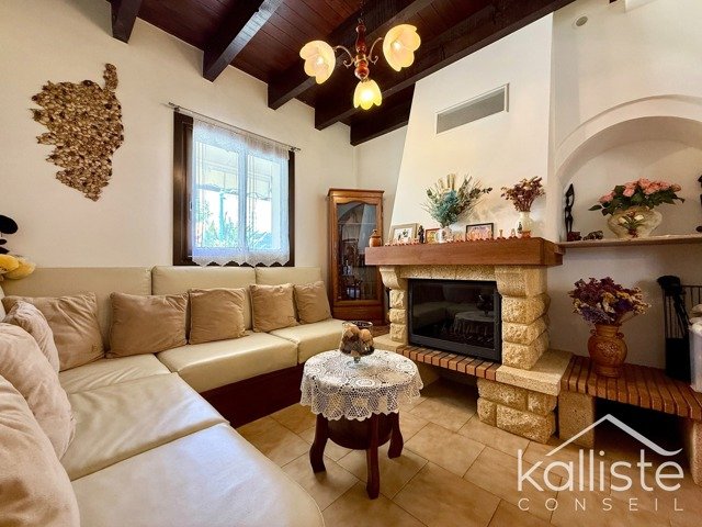 Maison familiale avec extérieur aménagé, Ajaccio secteur Milelli - photo 8