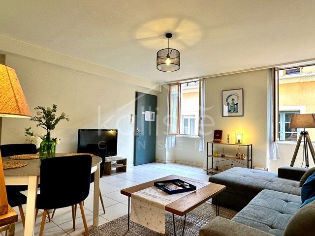 Appartement 2 pièces meublé – Ajaccio vieille ville - photo 5