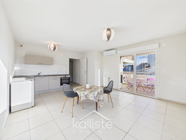 Appartement T2 avec cave  – Baleone – 45.85m² photo 2