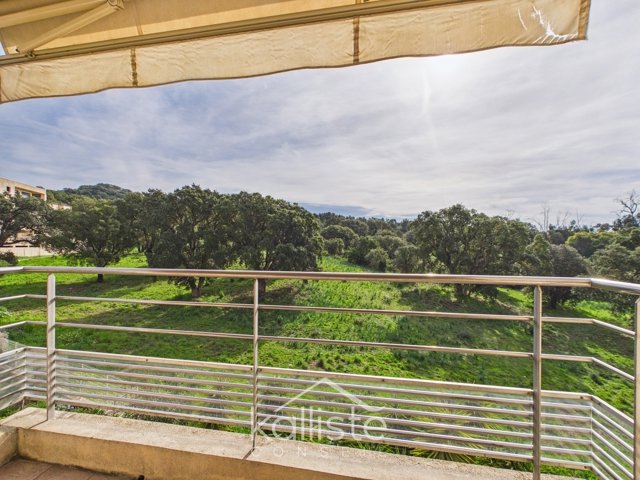 Grand T3 lumineux avec terrasse – Résidence A Spusata – Quartier Madunuccia – Ajaccio