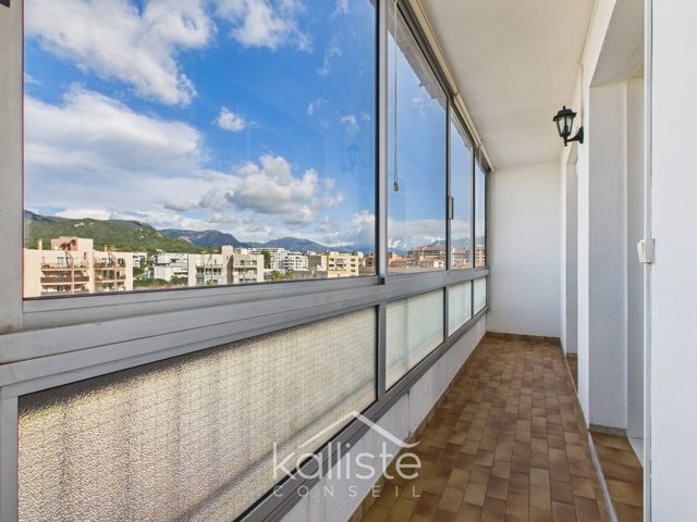 T4 traversant 110 m² avec terrasses et vue dégagée – Ajaccio Lyautey - photo 6