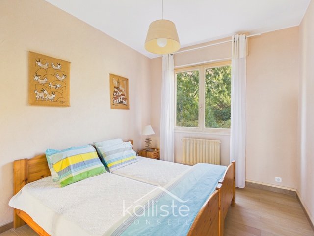 T3 avec terrasse, vue mer et Îles Sanguinaires – Ajaccio - photo 8