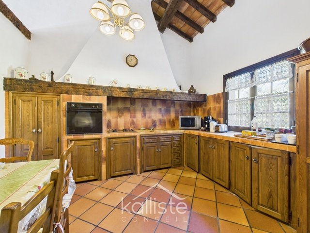 Bastelicaccia – Maison familiale avec vue mer, grand terrain et studio indépendant - photo 10