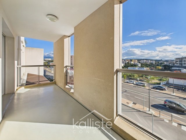 Studio récent avec parking à Ajaccio – Boulevard Louis Campi photo 2