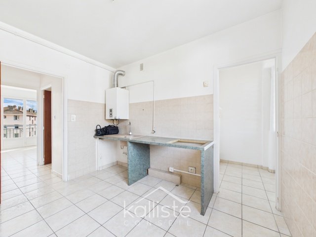 Ajaccio Loretto – Appartement 3 pièces traversant avec balcon et vue dégagée - photo 5