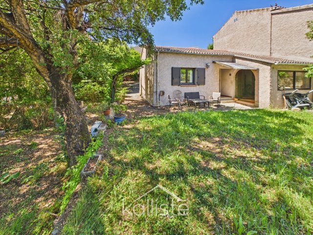 Rare à Ajaccio : maison de plain-pied avec 700 m² de terrain en ville - photo 7
