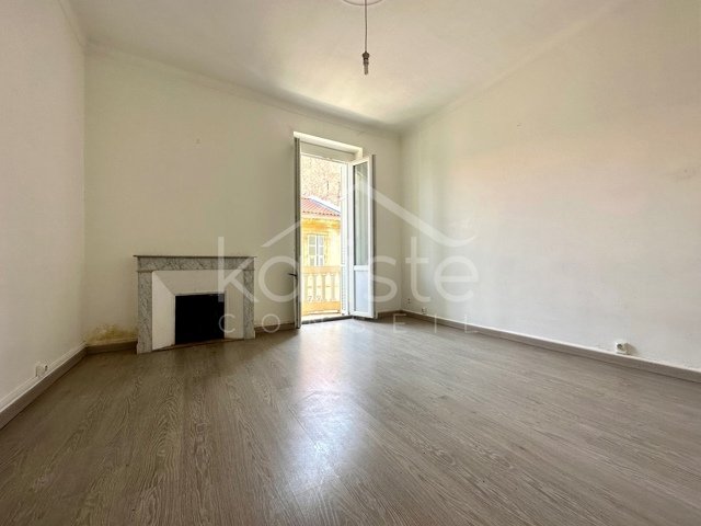 &lsquo;Appartement 4 pièces à rénover – Ajaccio photo 2